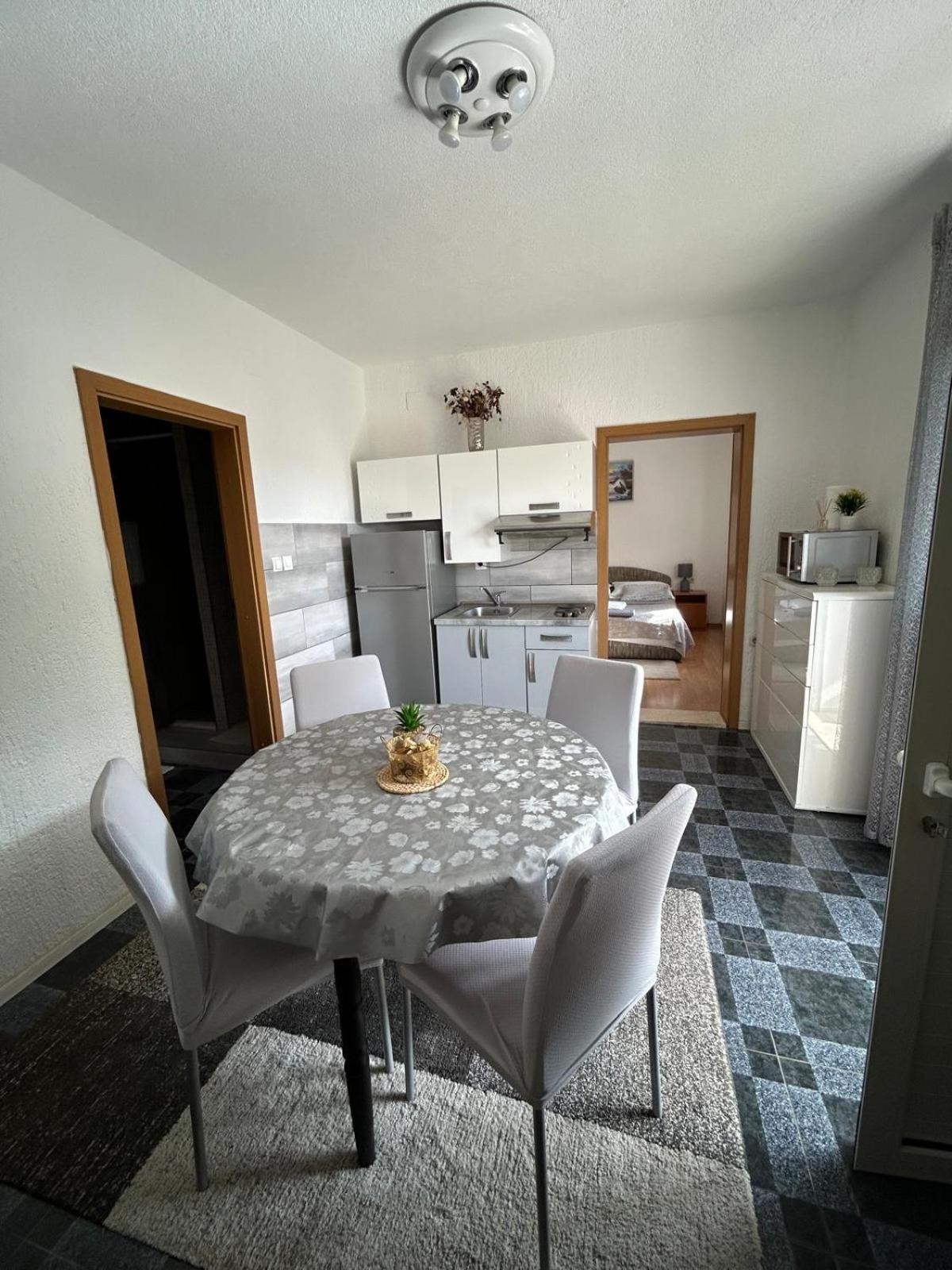 Apartmani Grgic تروغير المظهر الخارجي الصورة